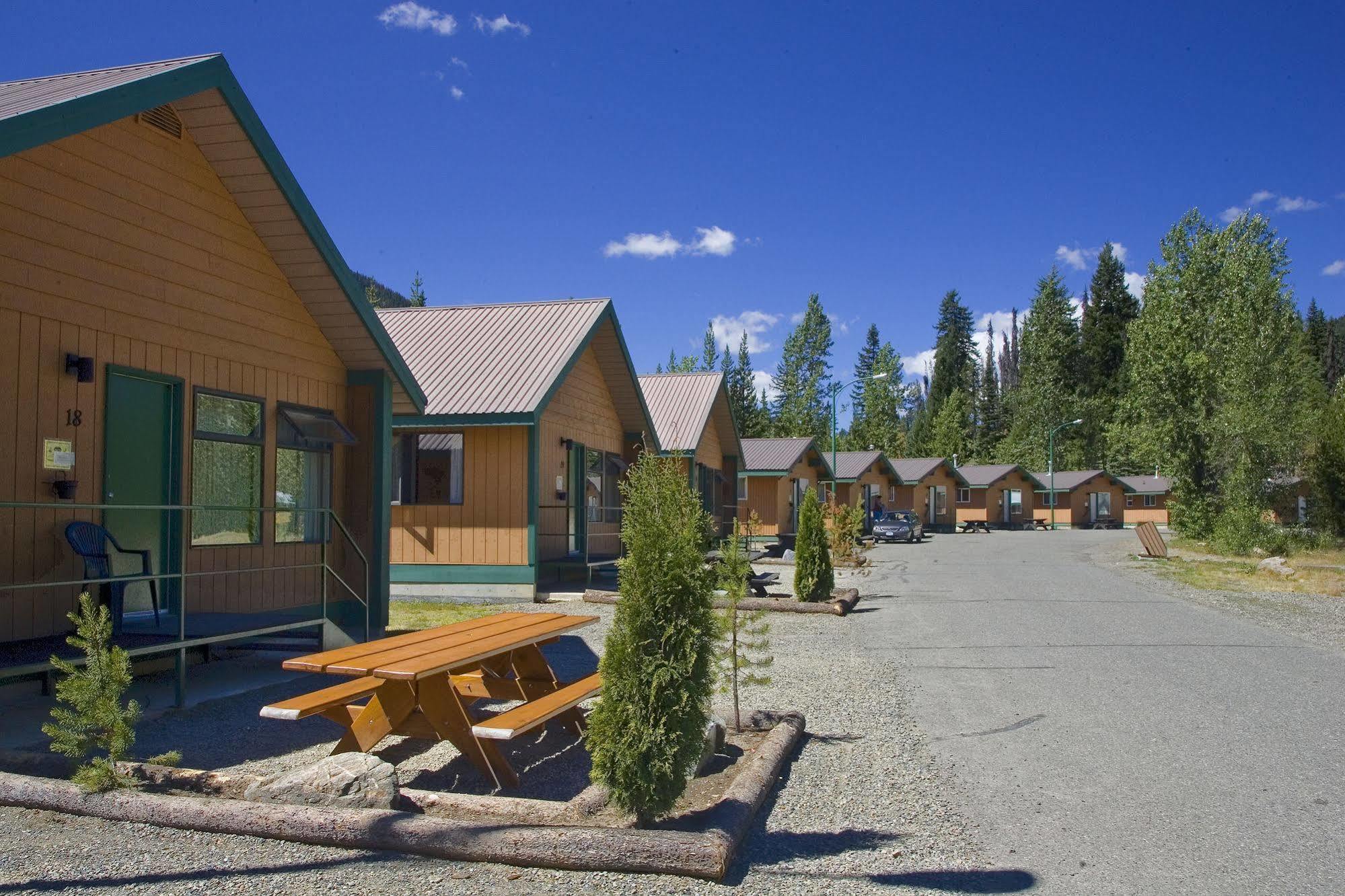Manning Park Resort Exterior photo